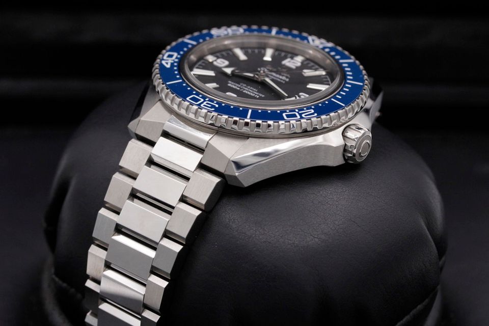 Omega Planet Ocean 217.30.42.21.01.002 Image 2